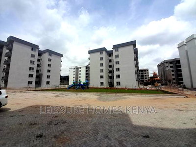 3bdrm Apartment in Gateway Mall Area for sale - Image 4