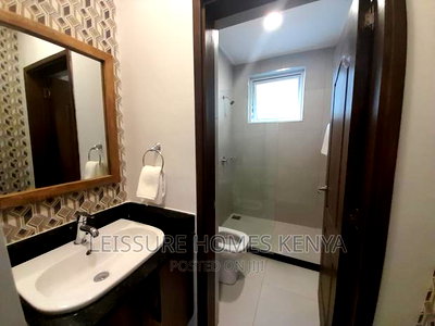 3bdrm Apartment in Gateway Mall Area for sale - Image 16