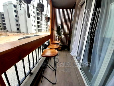 3bdrm Apartment in Gateway Mall Area for sale - Image 8