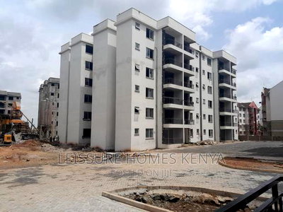 3bdrm Apartment in Gateway Mall Area for sale - Image 1