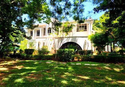 1/2 Acre 5BR Home with Garden at KSh 400K
