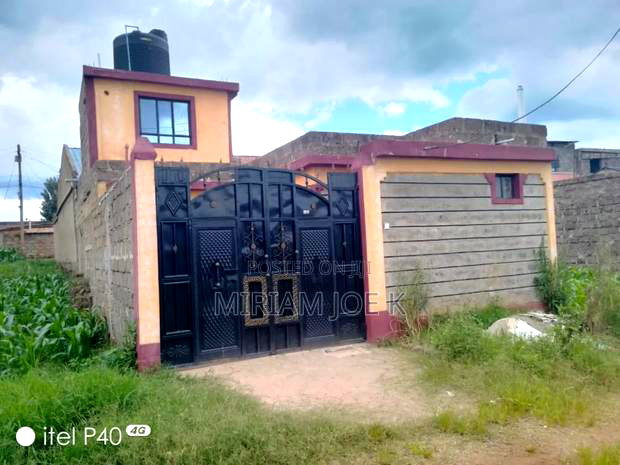 2bdrm Bungalow in River Side, Kenyatta Road / Theta for sale