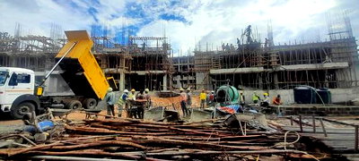 2bdrm Apartment in Prestigious, Thome for sale - Image 2