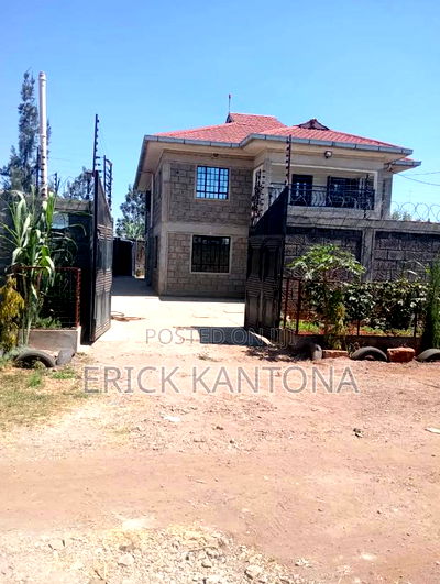 5bdrm Maisonette in Coradini Palace, Utawala for sale - Image 2
