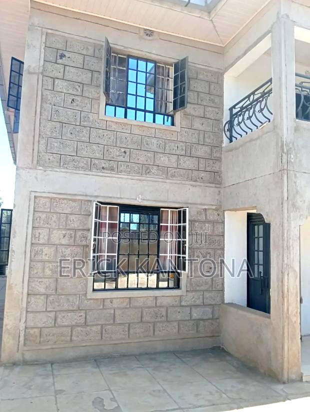 5bdrm Maisonette in Coradini Palace, Utawala for sale