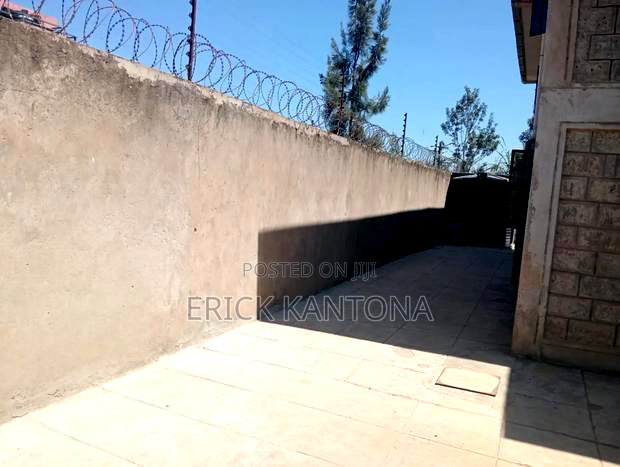 5bdrm Maisonette in Coradini Palace, Utawala for sale