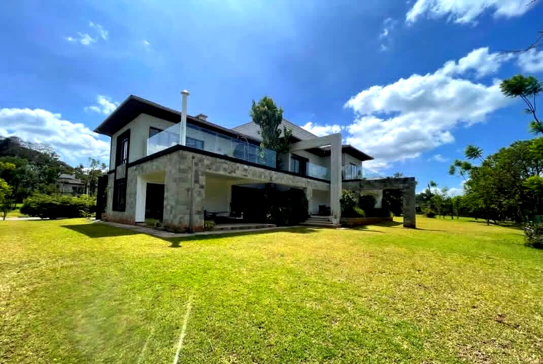 5-Ensuite Townhouse with DSQ & Pool Access – Karen Gated Estate