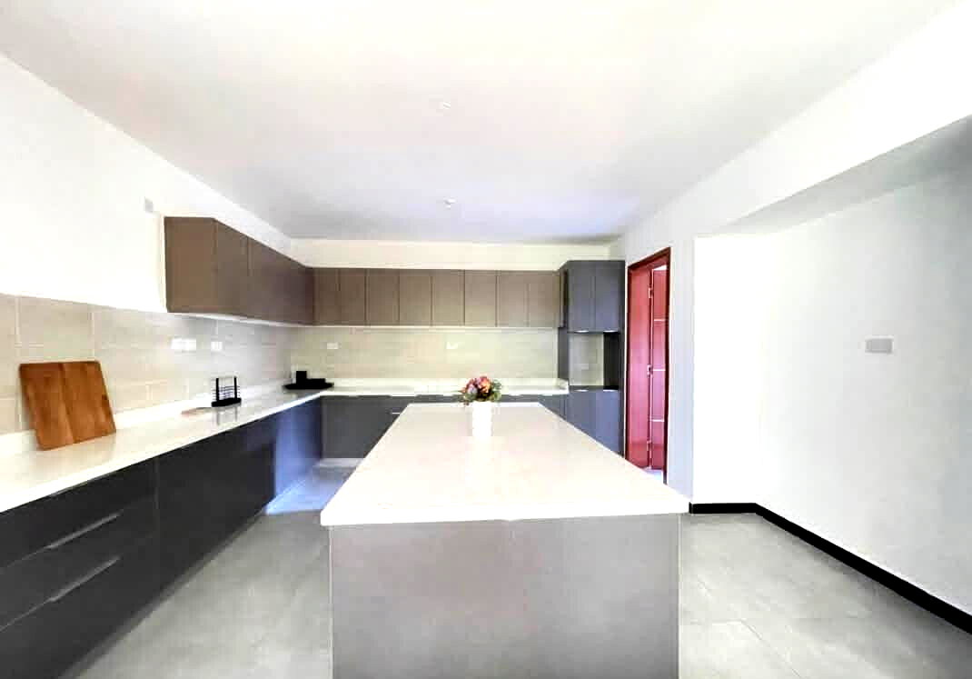 5-Ensuite Townhouse with DSQ & Pool Access – Karen Gated Estate