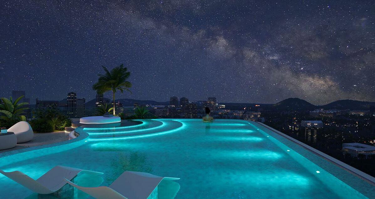 4BR Penthouse with Private Elevator & 270° Views - Spring Valley