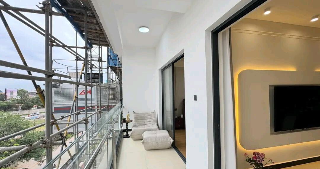 3BR with Cafe, Yoga Room & Pool - Kileleshwa