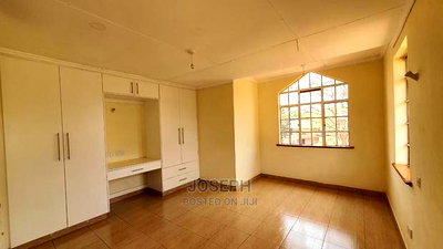 4bdrm Villa in Maporomoko, Riverside Estate for Sale - Image 13