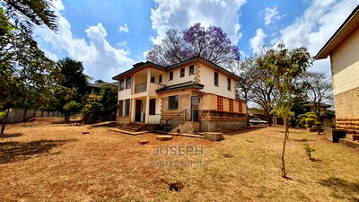 4bdrm Villa in Maporomoko, Riverside Estate for Sale - Image 8