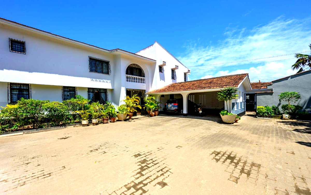 5-Bedroom Maisonette on 0.11Ha Plot - Nyali Mombasa