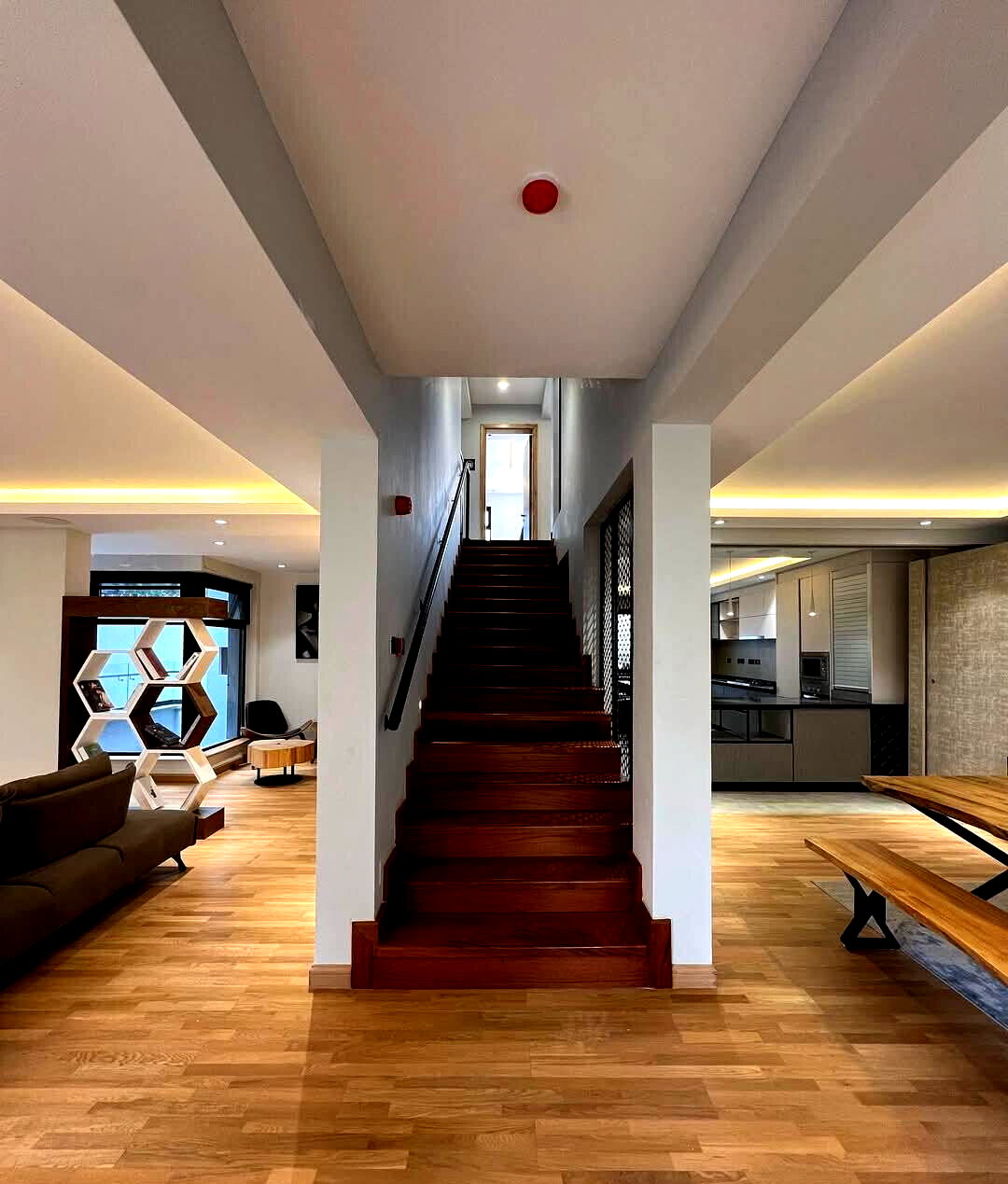 Smart Villa with Lift, Gym & Pool - Lavington