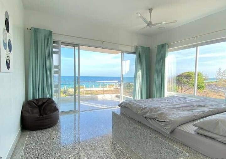 5BR Beachfront Villa at KSh 50K