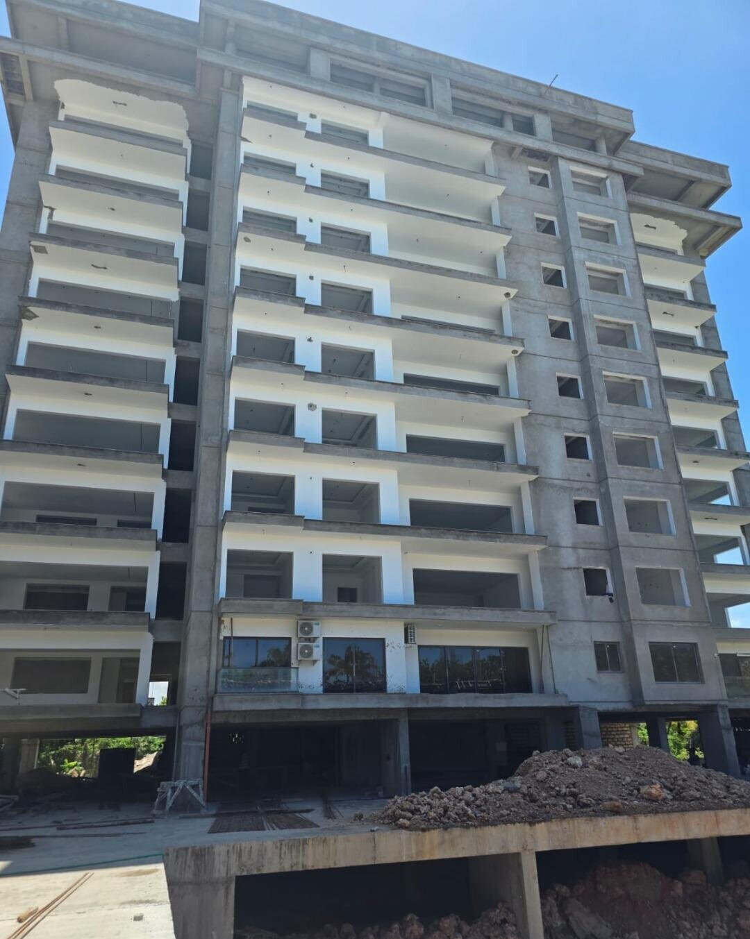 Off-Plan 2BR with Pool & Fitted Kitchen - Links Road, Nyali