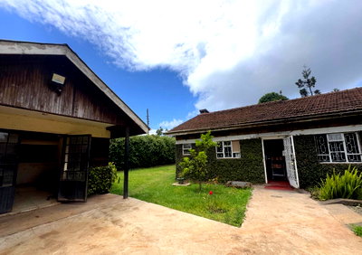 1.5-Acre Plot on Nairobi-Naivasha Highway