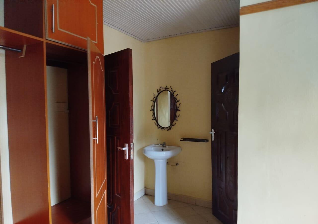0.57 Acre Garden Home in Karen