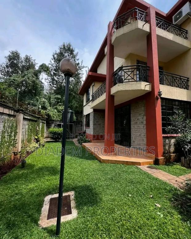 4bdrm Townhouse / Terrace in Riara, Lavington for rent