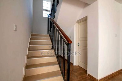 3bdrm Duplex in Juja for sale - Image 9