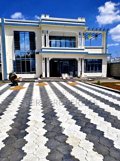 4bdrm Maisonette in Mugutha, Ruiru for sale - Image 2