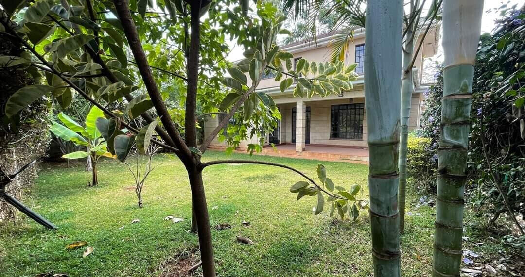 3-Level Townhouse Opposite Braeburn Gitanga - Lavington