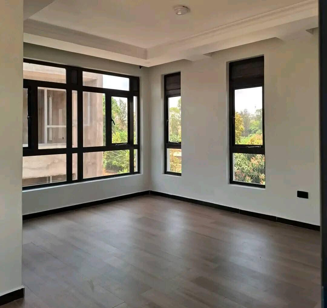 4BR All-Ensuite Townhouse with Office & Roof Terrace - Mugutha, Ruiru