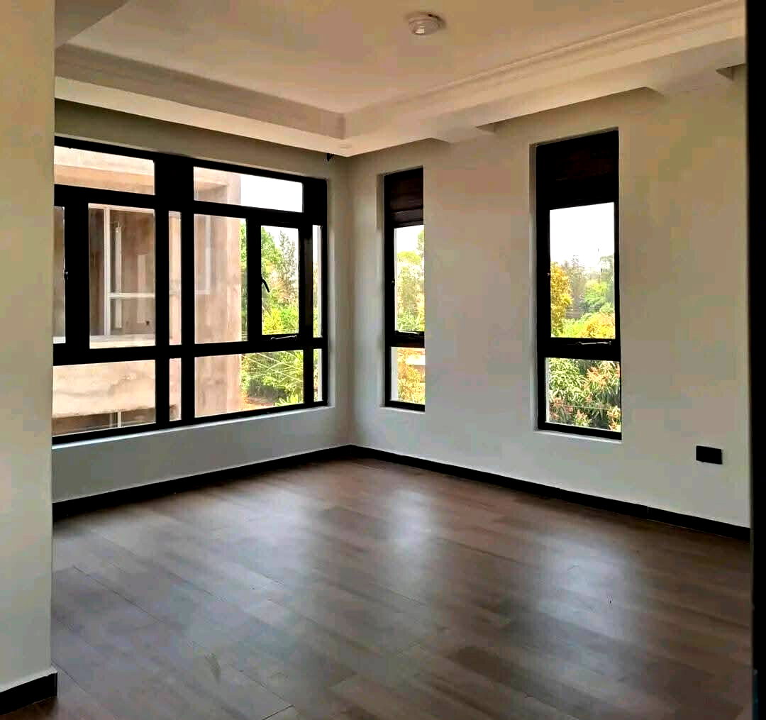 4BR All-Ensuite Townhouse with Office & Roof Terrace - Mugutha, Ruiru