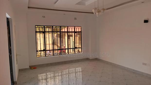3bdrm House in Rimpa Road. for sale