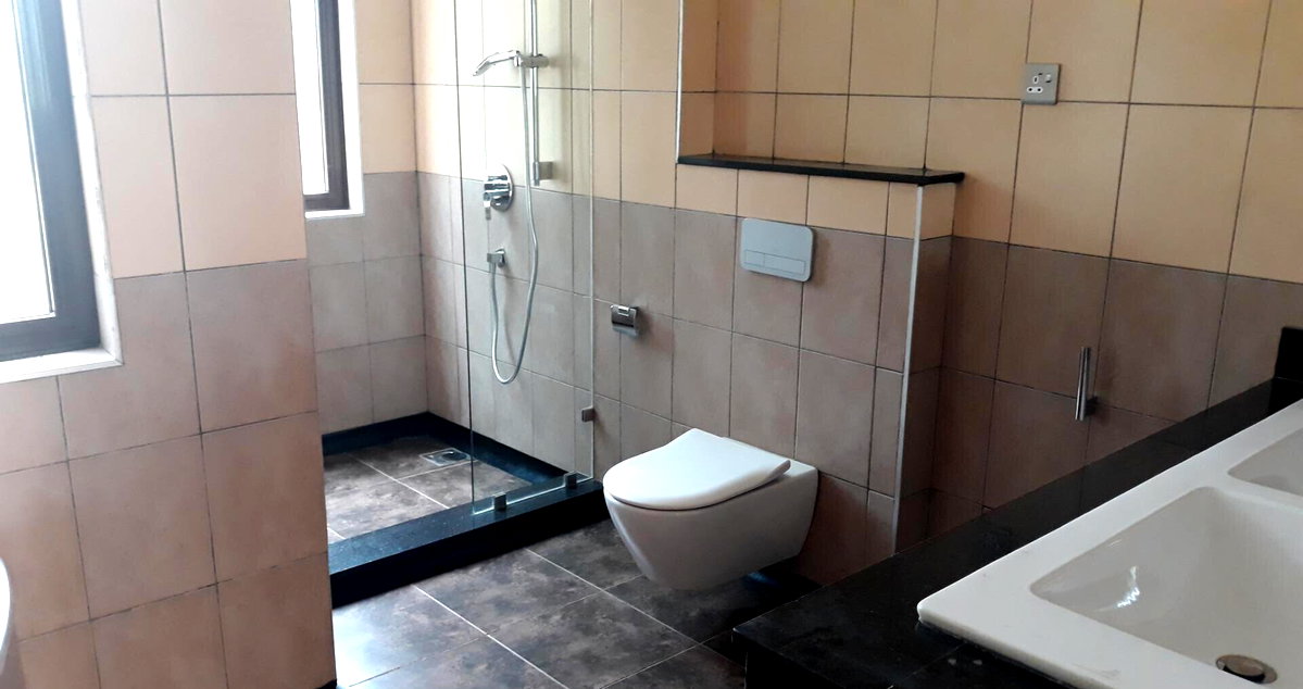 5-Ensuite Townhouse with Rooftop Garden Terrace & DSQ - Lavington