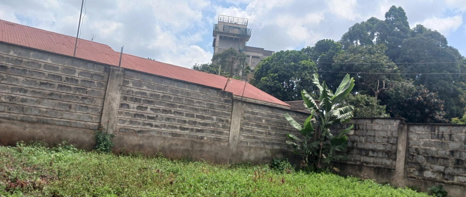 KSh 25M Plot with Borehole - Rungiri