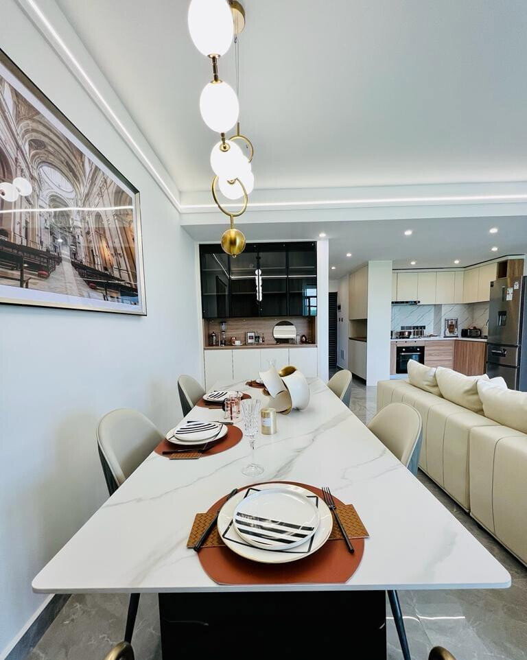 2BR Luxury Apartment with High-Speed Lifts & Gym - Lavington