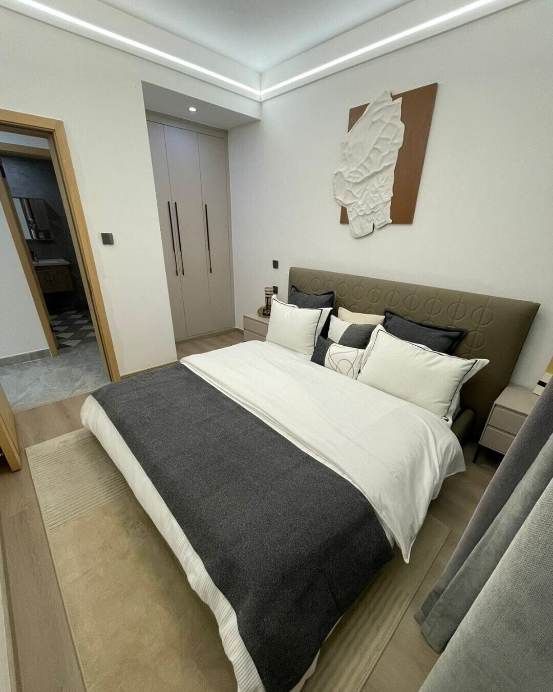 2BR Luxury Apartment with High-Speed Lifts & Gym - Lavington