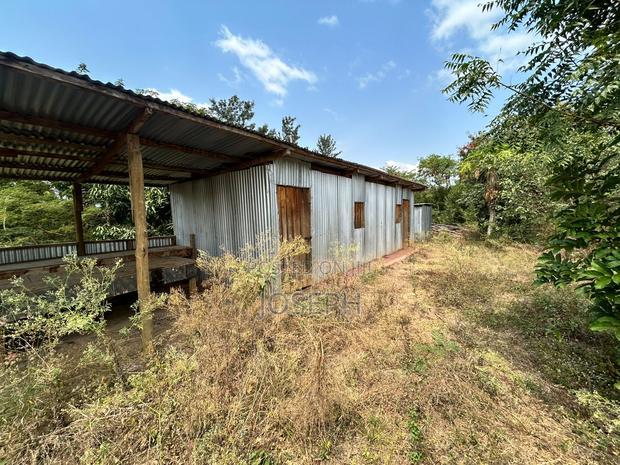 Makutano 4.5acres Fronting River Sagana