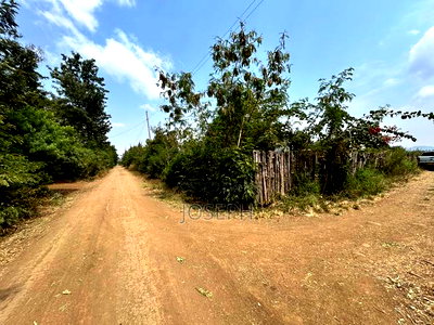 Makutano 4.5acres Fronting River Sagana - Image 9