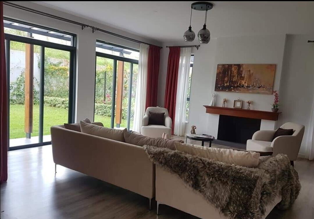 5BR Luxury Townhouse with Clubhouse & Heated Pool - Ridgeways