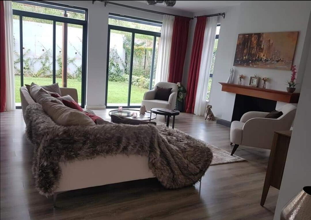 5BR Luxury Townhouse with Clubhouse & Heated Pool - Ridgeways