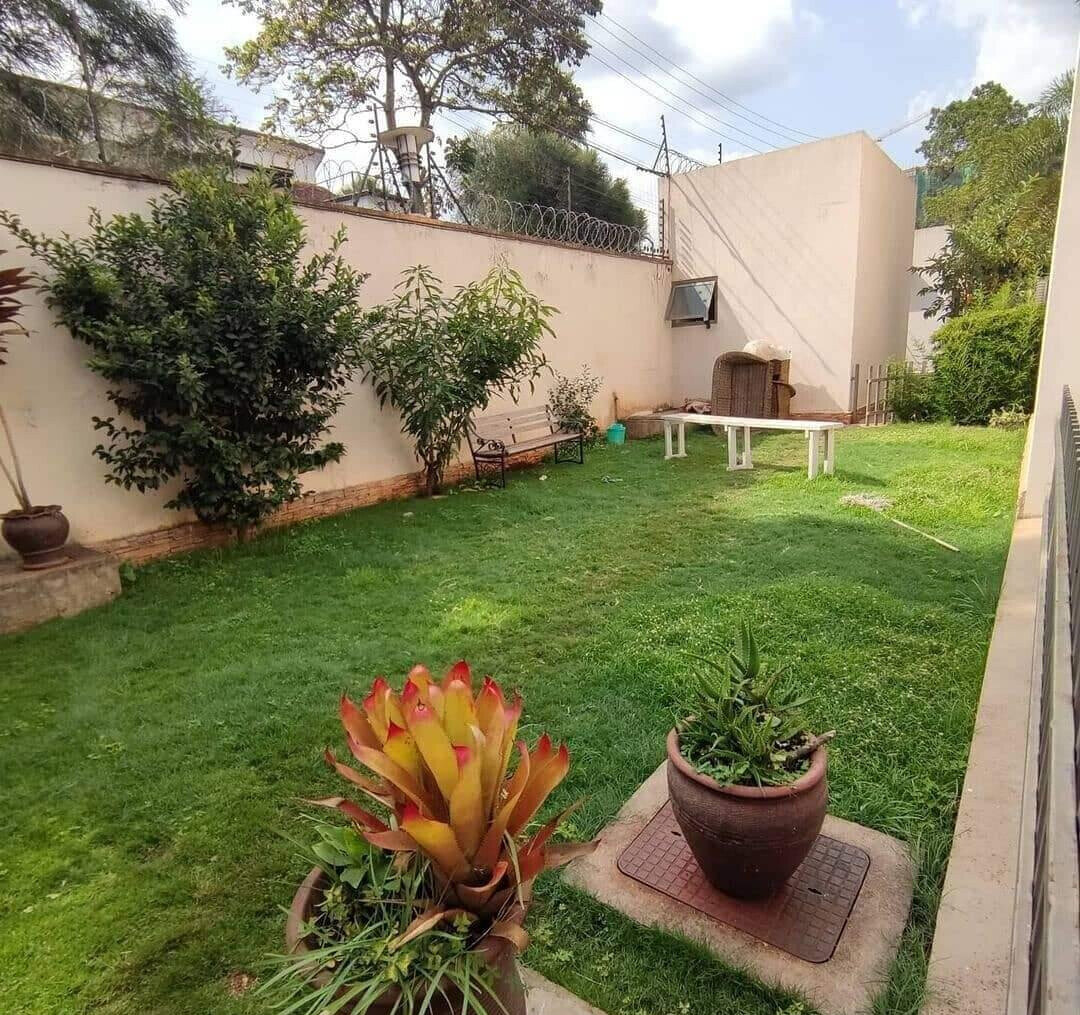 5BR All-Ensuite Townhouse with Pool & Gym - Kileleshwa