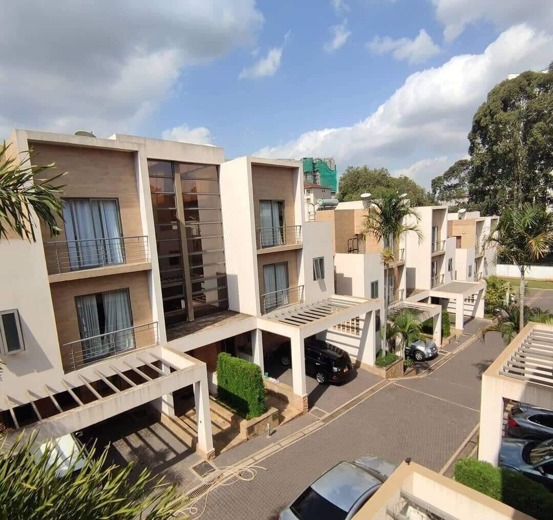 5BR All-Ensuite Townhouse with Pool & Gym - Kileleshwa