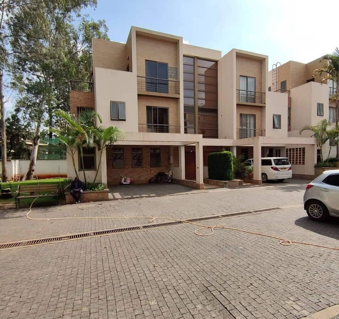 5BR All-Ensuite Townhouse with Pool & Gym - Kileleshwa