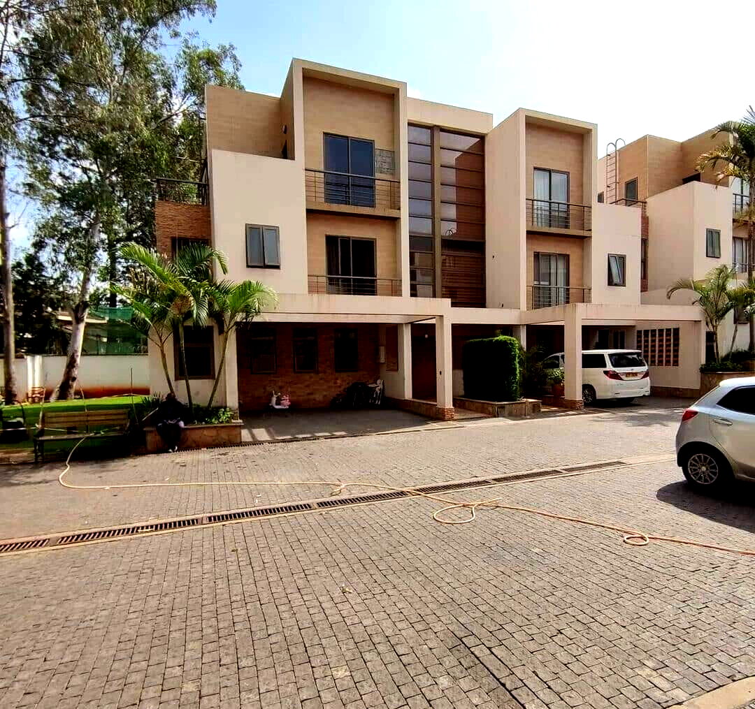 5BR All-Ensuite Townhouse with Pool & Gym - Kileleshwa