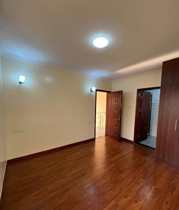5-Ensuite Townhouse with DSQ in Pet-Friendly Gated Community - Lavington