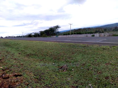 Plots Touching Nyeri Highway - Image 1