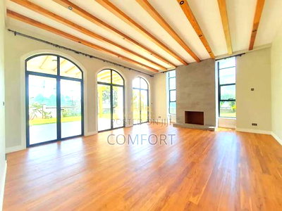 5bdrm House in Loresho for sale - Image 2