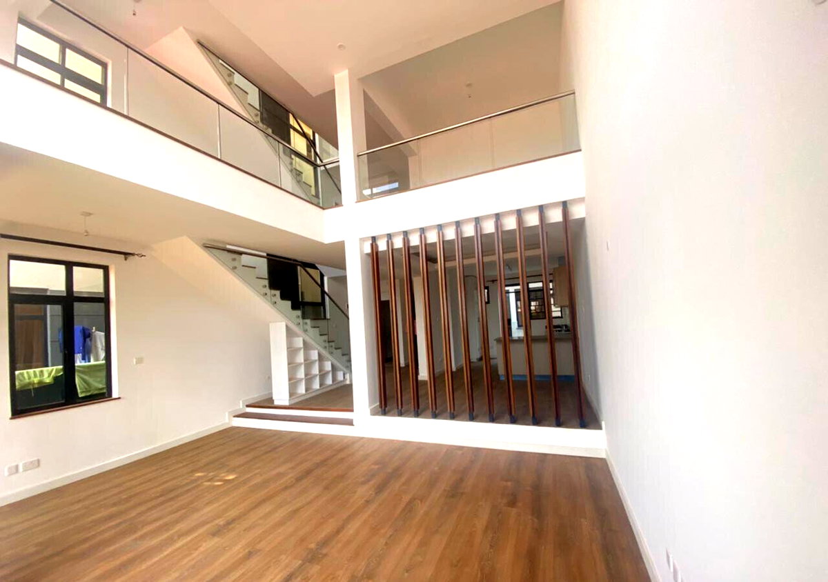 4BR Townhouse with Pool & Staff Quarters - Loresho