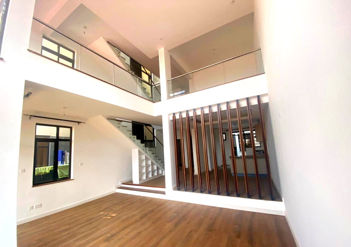 4BR Townhouse with Pool & Staff Quarters - Loresho