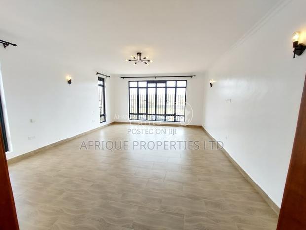4bdrm Mansion in Near Dmdaykio, Ruiru for sale