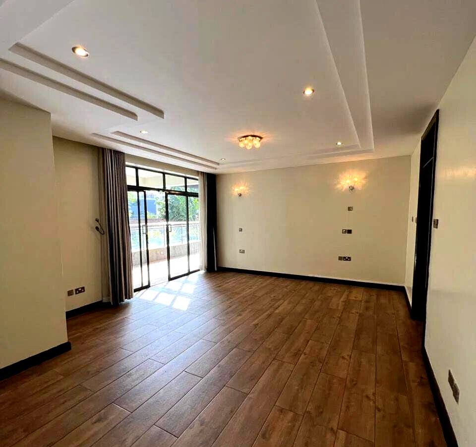 5-Ensuite Townhouse with Backyard Garden & Gated Security - Lavington