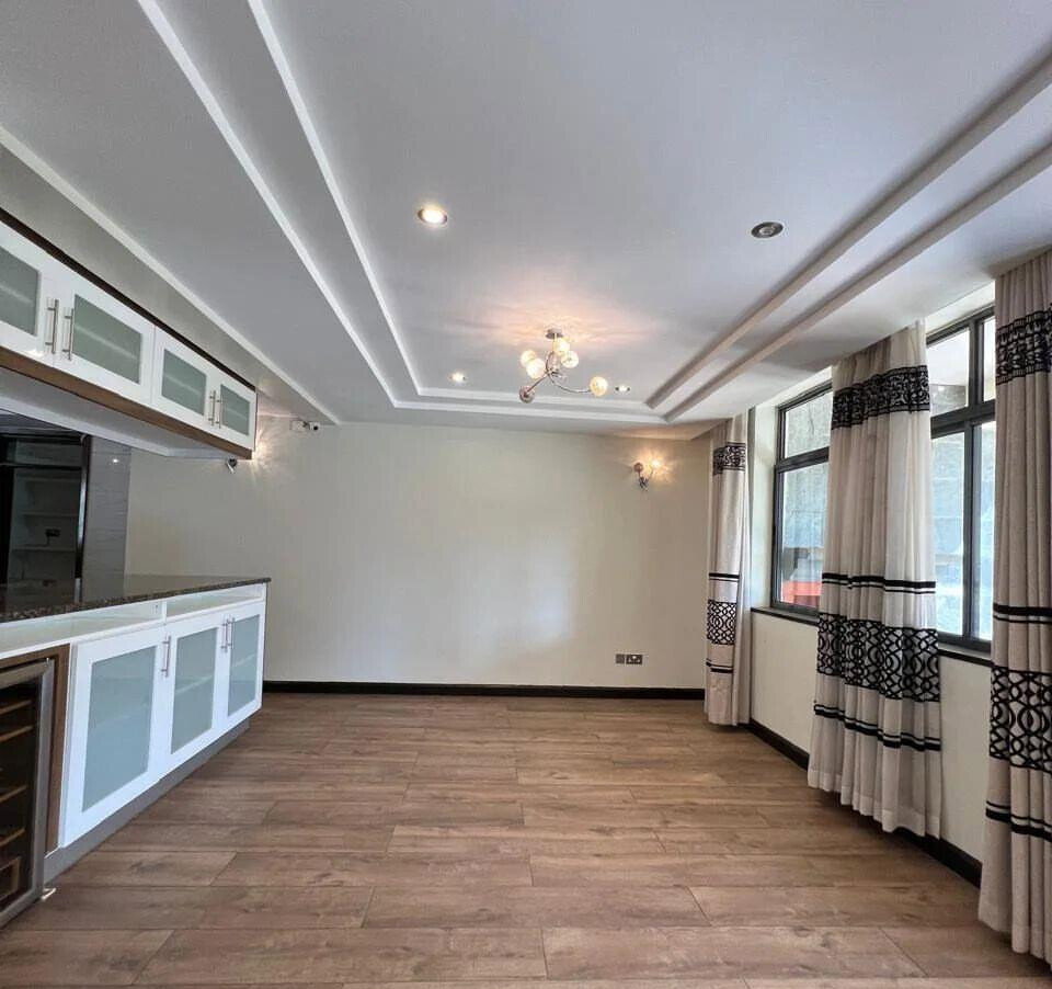 5-Ensuite Townhouse with Backyard Garden & Gated Security - Lavington