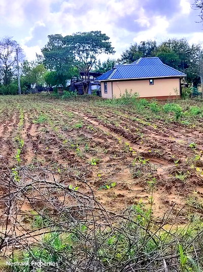 Plots In Matuu Size 50*100 - Image 4